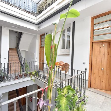 New! Bohemian Apartment In The Center Siviglia Esterno foto